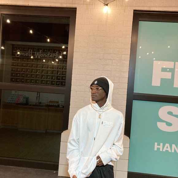 Meet your Posher, Alphonso - Picture 1 of 1